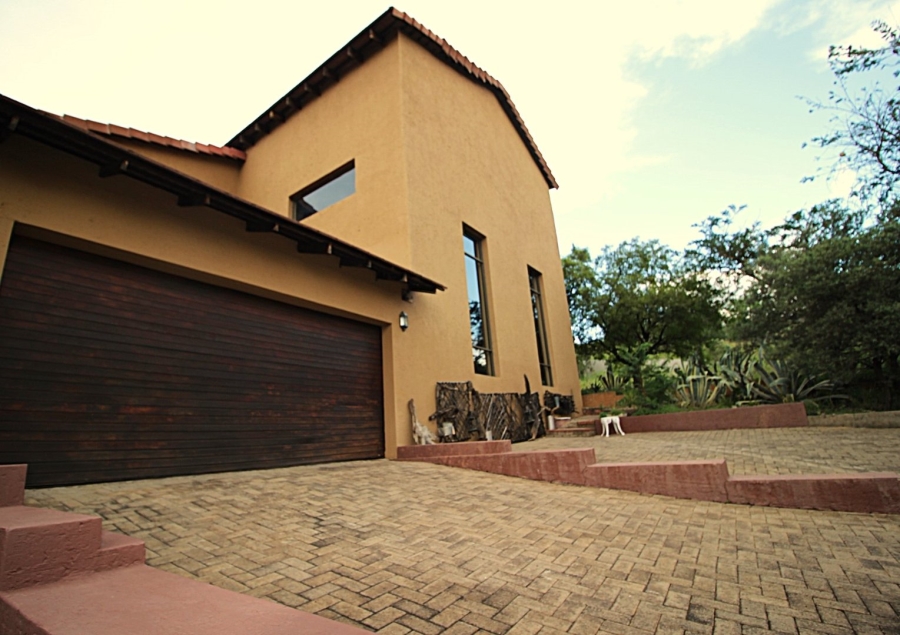 4 Bedroom Property for Sale in Woodland Hills Wildlife Estate Free State